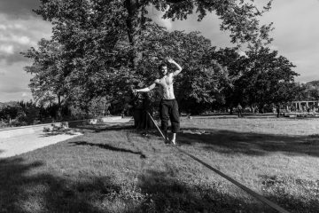 Street Photo "Slacklining" Treptower Park